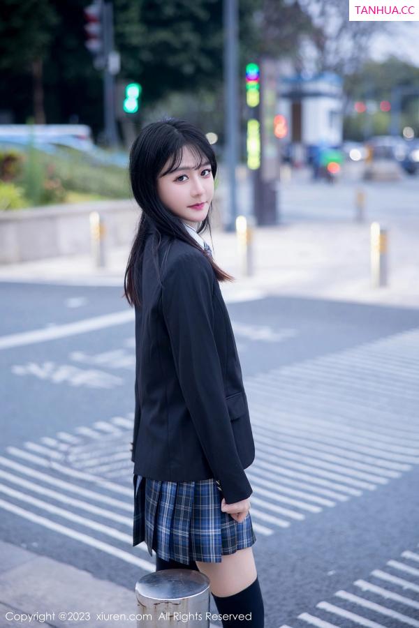   [XiuRen]高清写真图 2023.04.28 No.6662 幼幼 制服美腿第9张图片